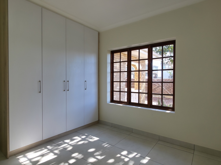 3 Bedroom Property for Sale in Wavecrest Eastern Cape